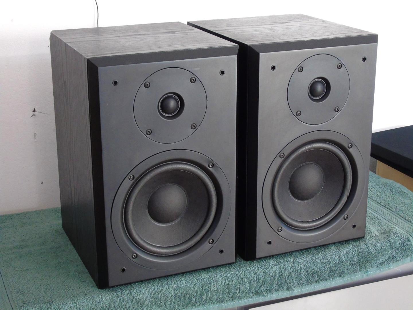 Kolumny Kendo Status Line świetne monitory stereo. DOSTAWA