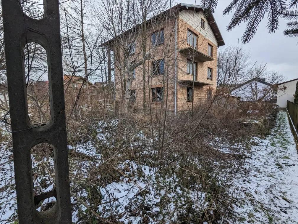 Trzy niezależne lokale, świetna lokalizacja, dla inwestora. Jasło.