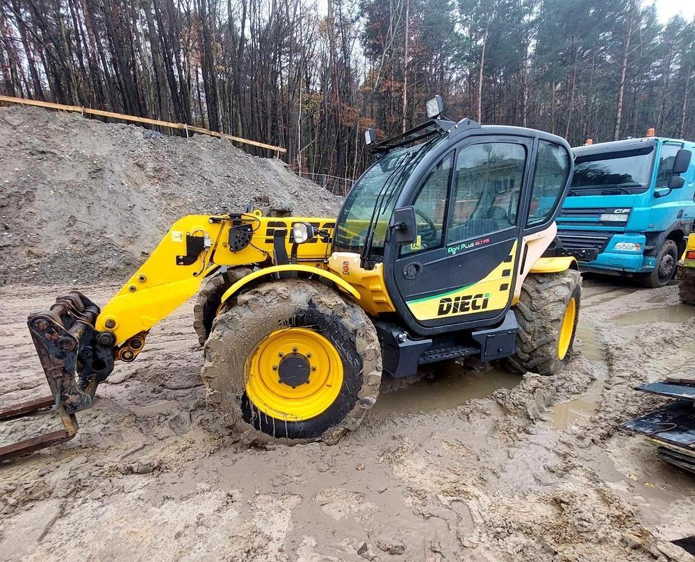 Wynajem ładowarek teleskopowych - ładowarki Merlo Manitou Dieci
