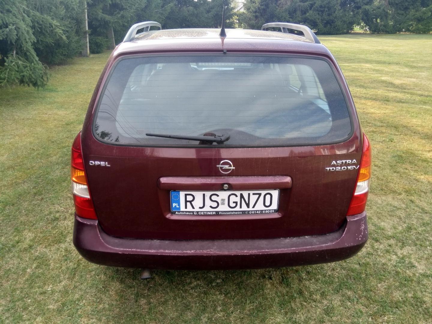 Opel Astra G/2002r./217tys./bez grama korozji/nowe opony/nowe OC/alu16