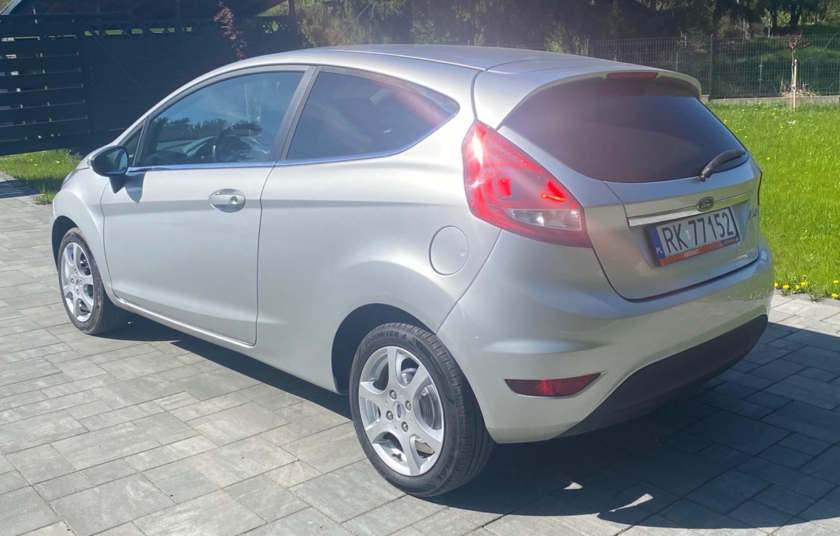 Ford fiesta mk7 1.2 benzyna 2009 rok