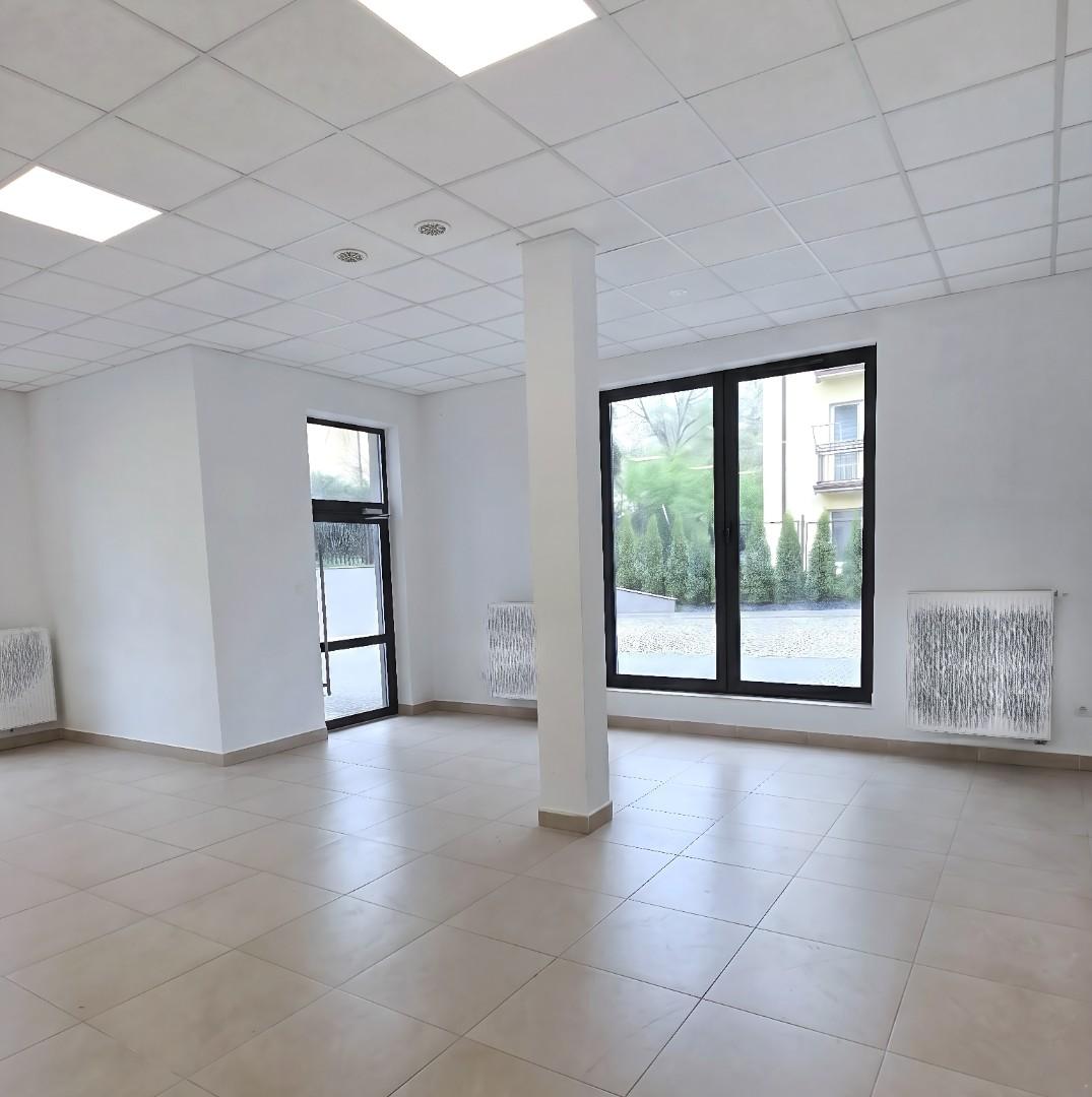 Nowoczesny lokal na parterze w centrum Jasła - 222 m, CENA BRUTTO