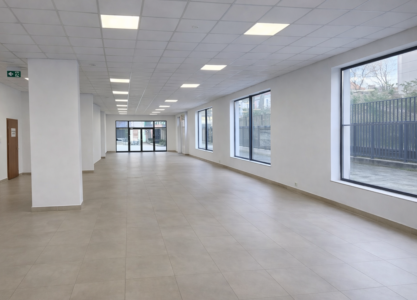 Nowoczesny lokal na parterze w centrum Jasła - 222 m, CENA BRUTTO