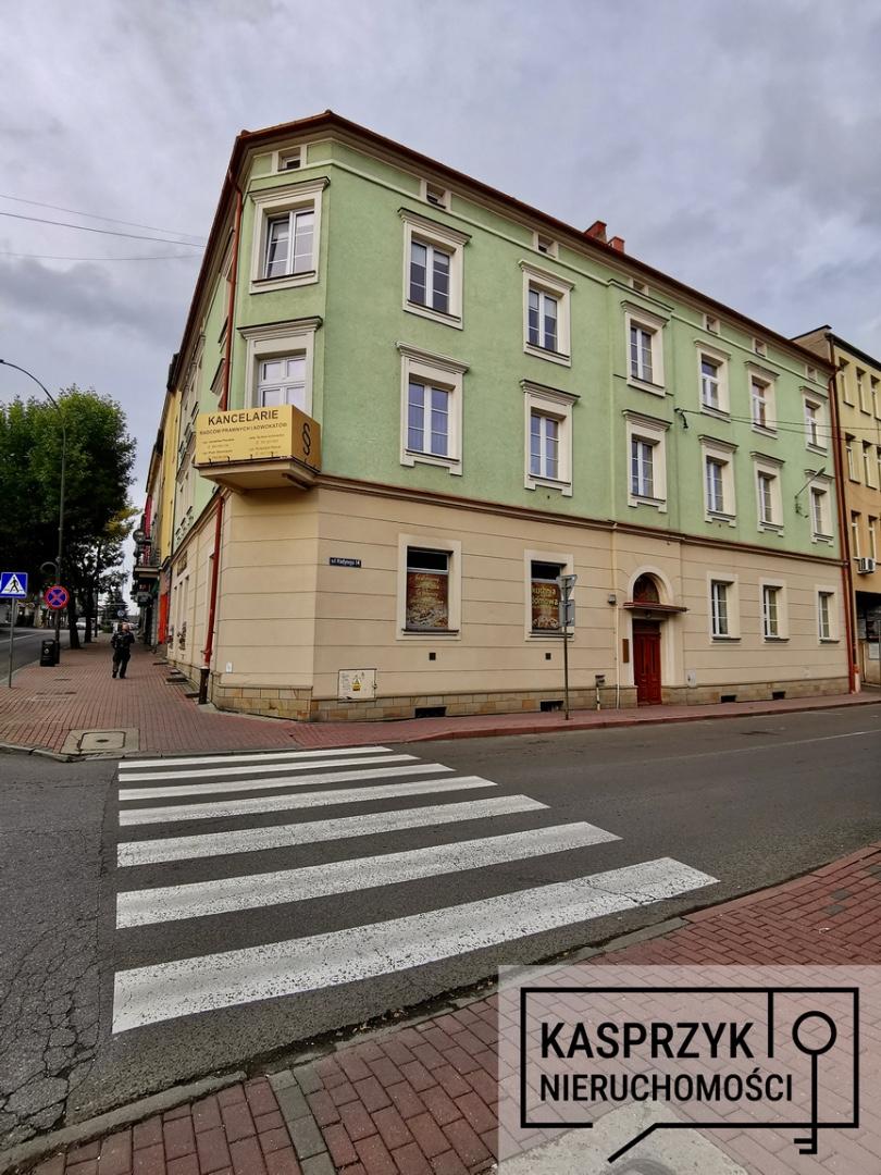 Na sprzedaż duże, przestronne mieszkanie w Jaśle.
