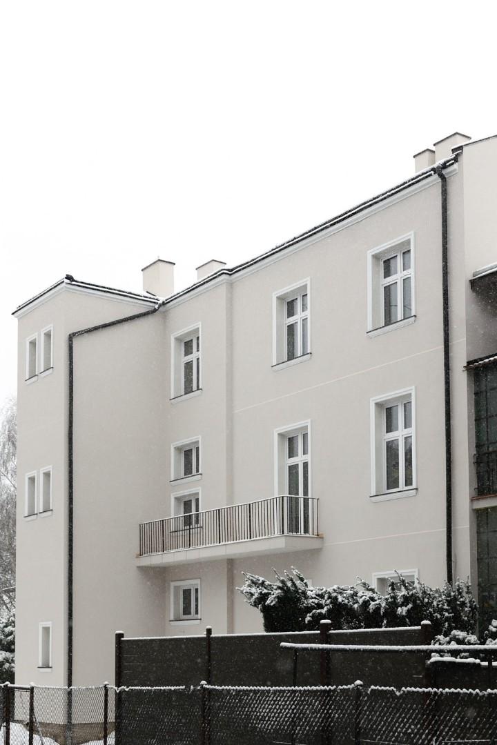 Lokal mieszkalny (9) w centrum Jasła, II piętro, 80,22 m.kw. + piwnica