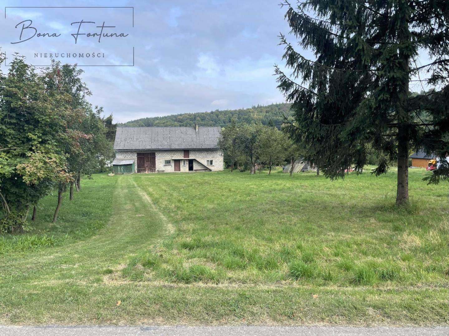 Do sprzedaży budynek mieszkalno-gospodarczy pow. 250 m2 Glinik Polski
