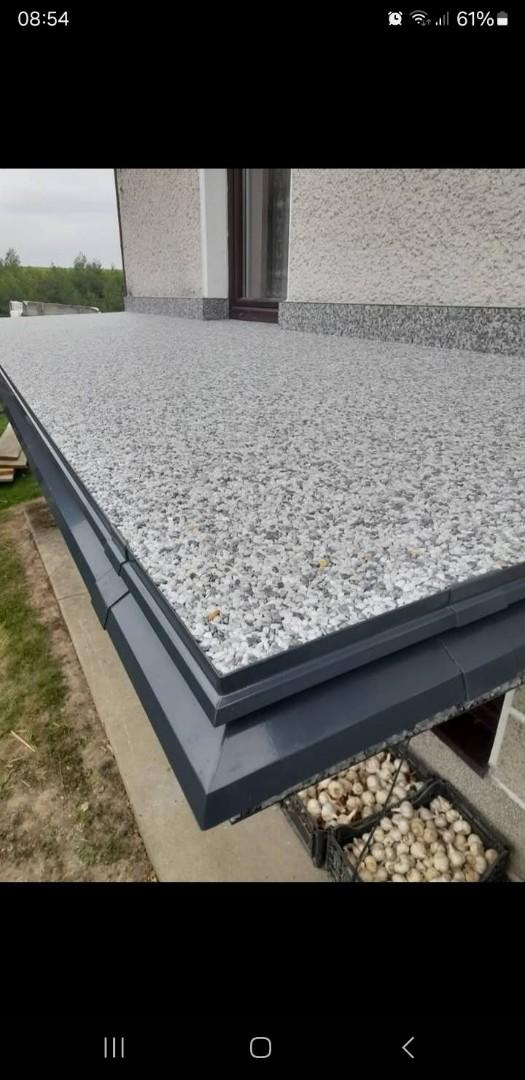 Kamienny dywan posadzki żywiczne, balkony , tarasy , schody.