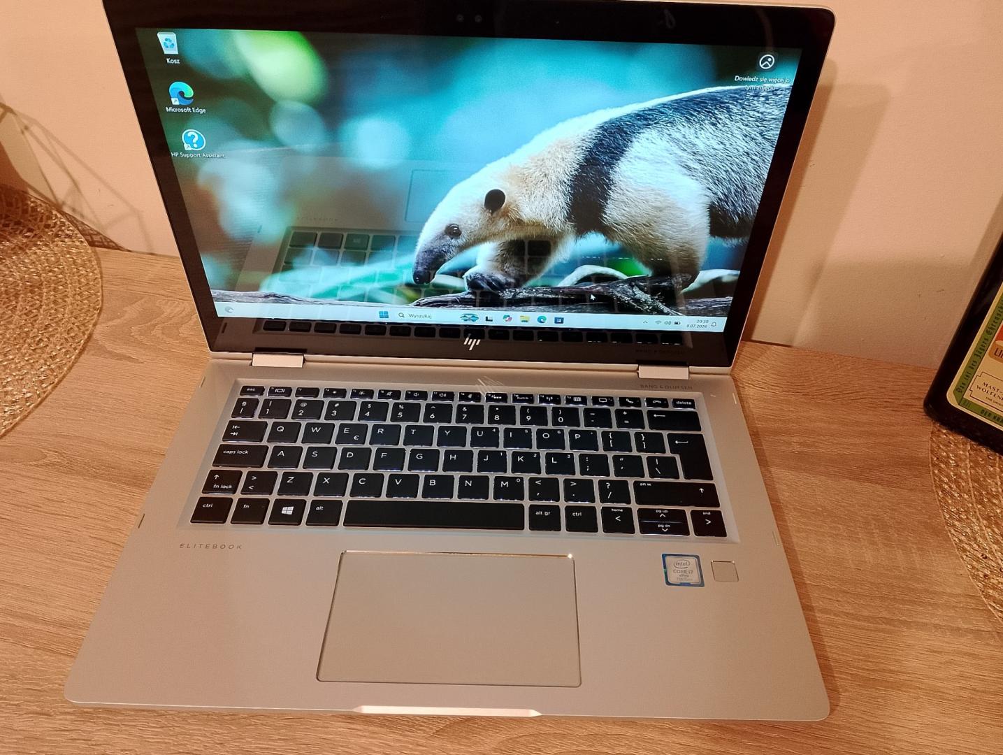 Notebook HP Elitebook obracany dotyk