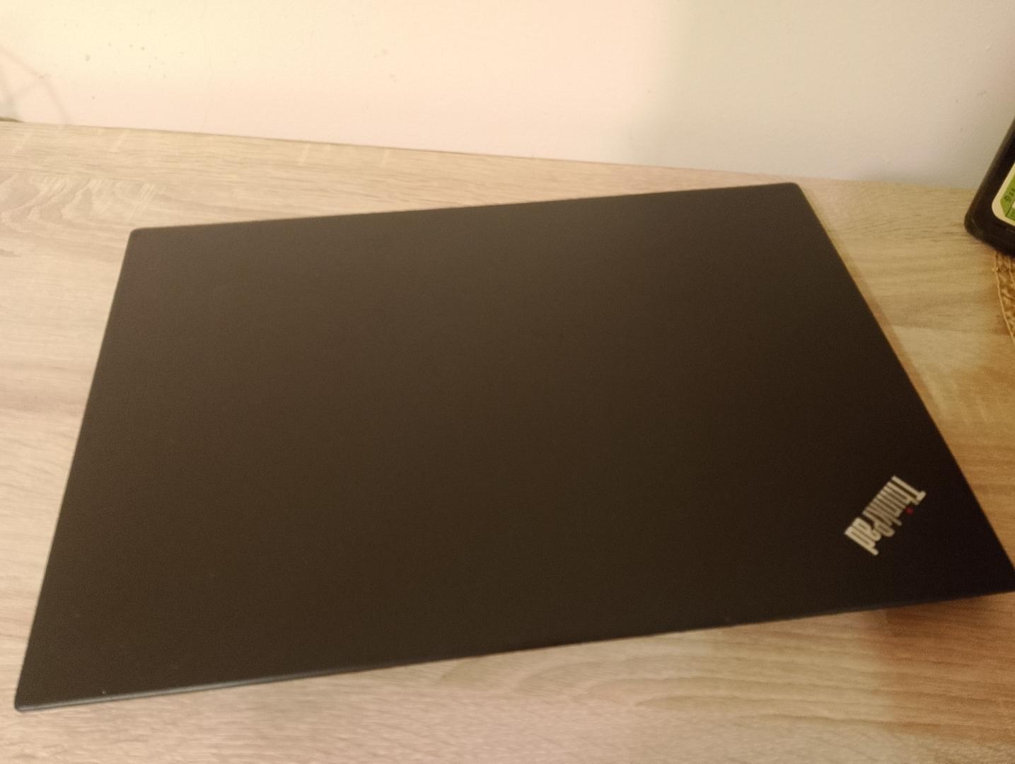 Lenovo ThinkPad T14s  14 cali FHD Dotyk  i7