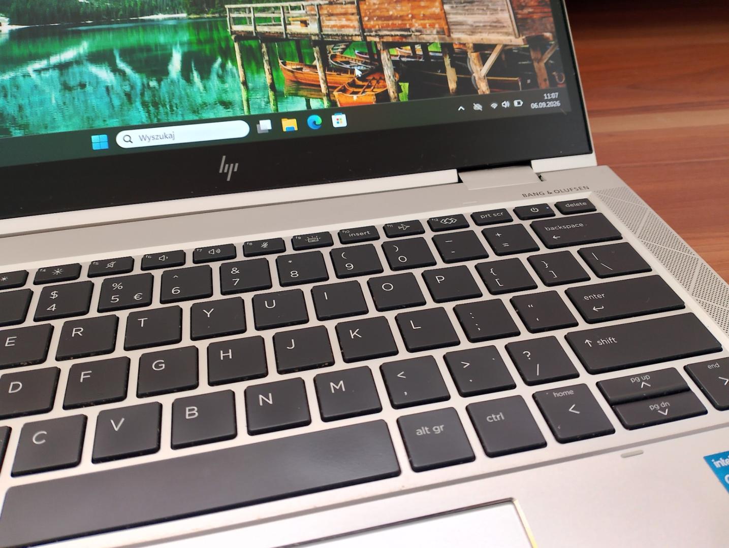 HP Elitebook 830 G8 x360 obracany dotyk