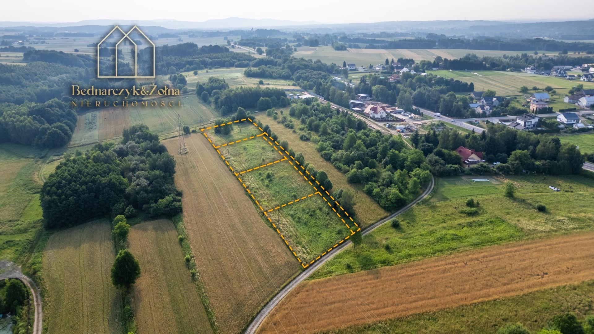Działki budowlane z warunkami zabudowy w Warzycach - Spokojna okolica