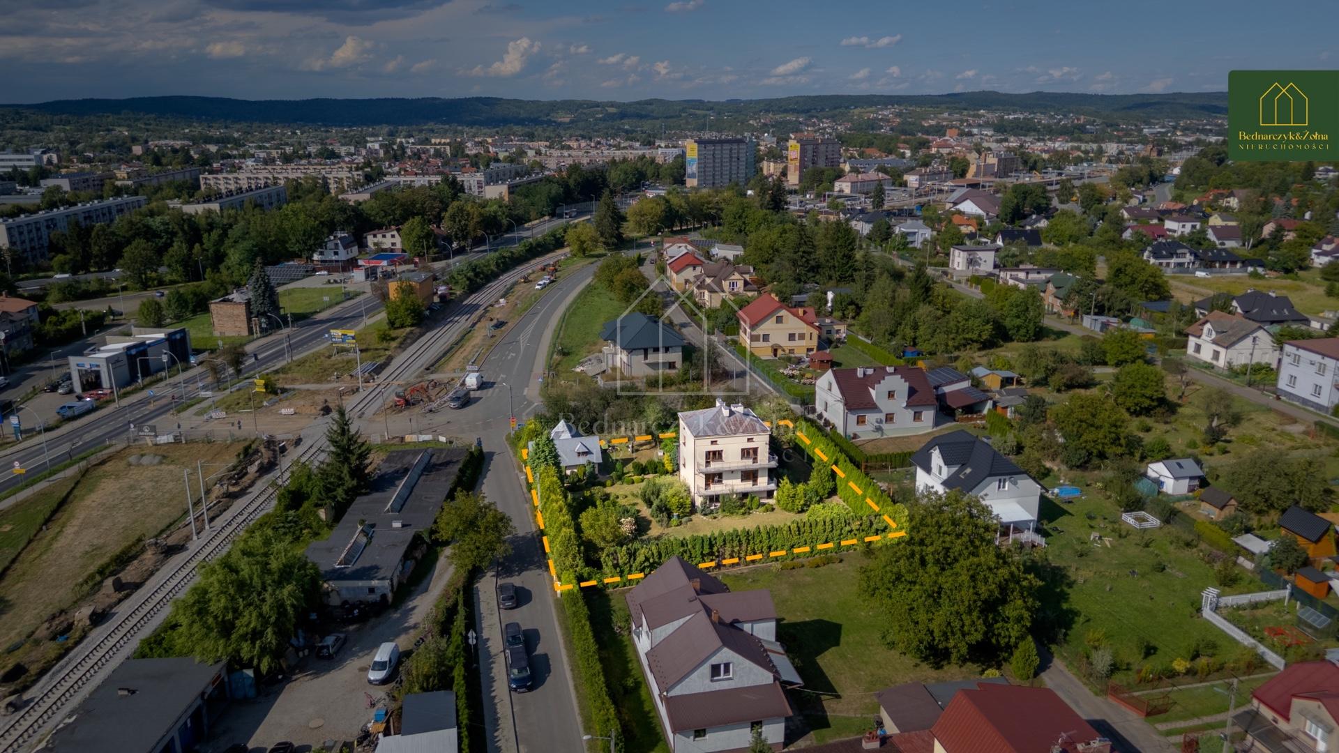 Przestronny dom z dużym ogrodem w Jaśle