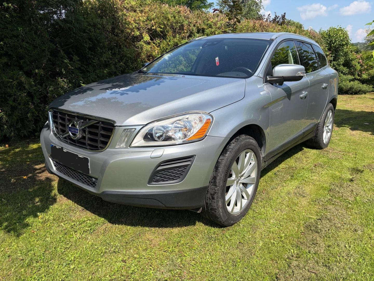 Sprzedam Volvo XC 60 3.0 T6 z LPG 2012 rok prod.