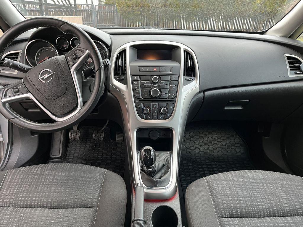 Opel AstraJ 1.4 Benzyna|Hatchback|2010|Klimatyzacja|Zadbany