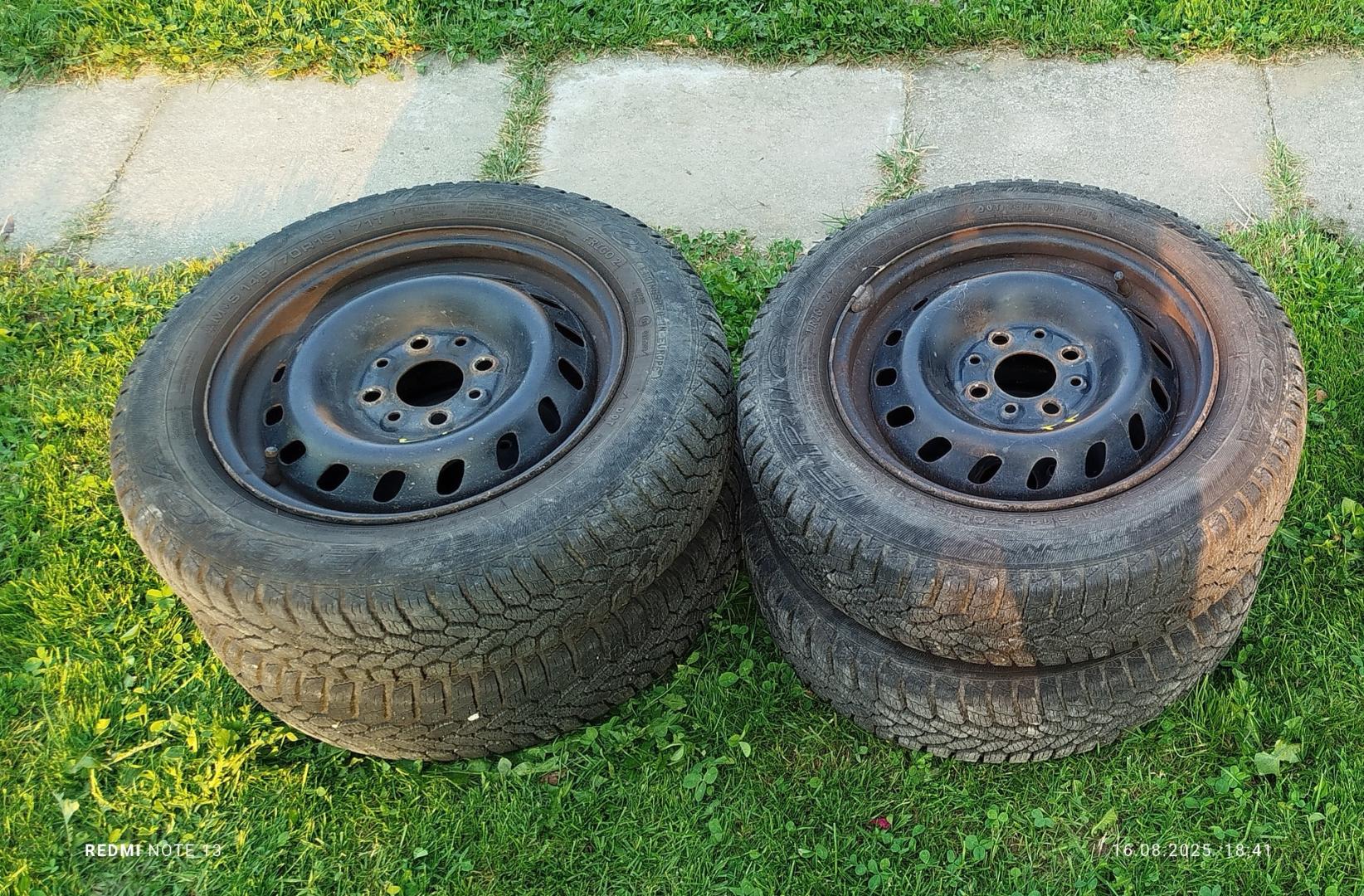 Sprzedam  4 koła  M+S 145/70 R13 71T,do fiata seicento ( zimowe)