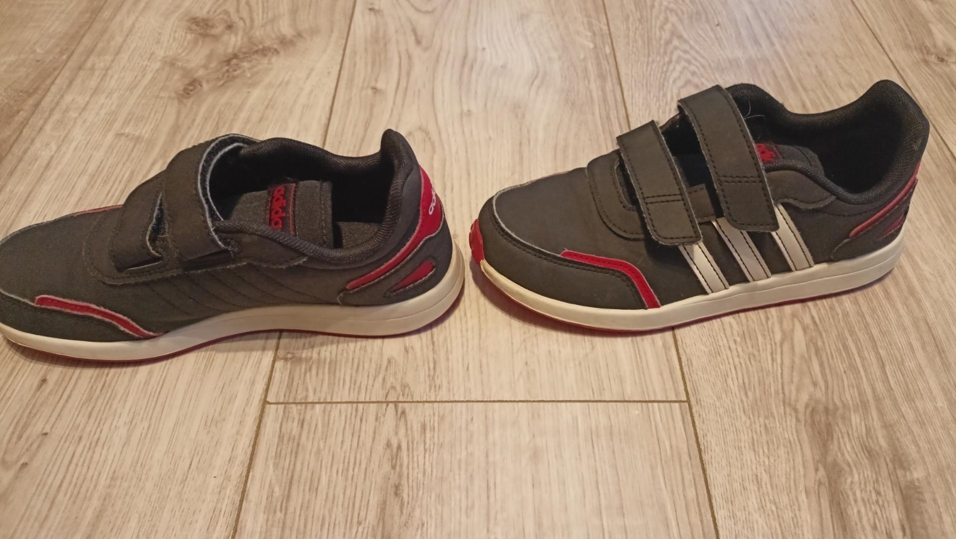 Buty marki Adidas