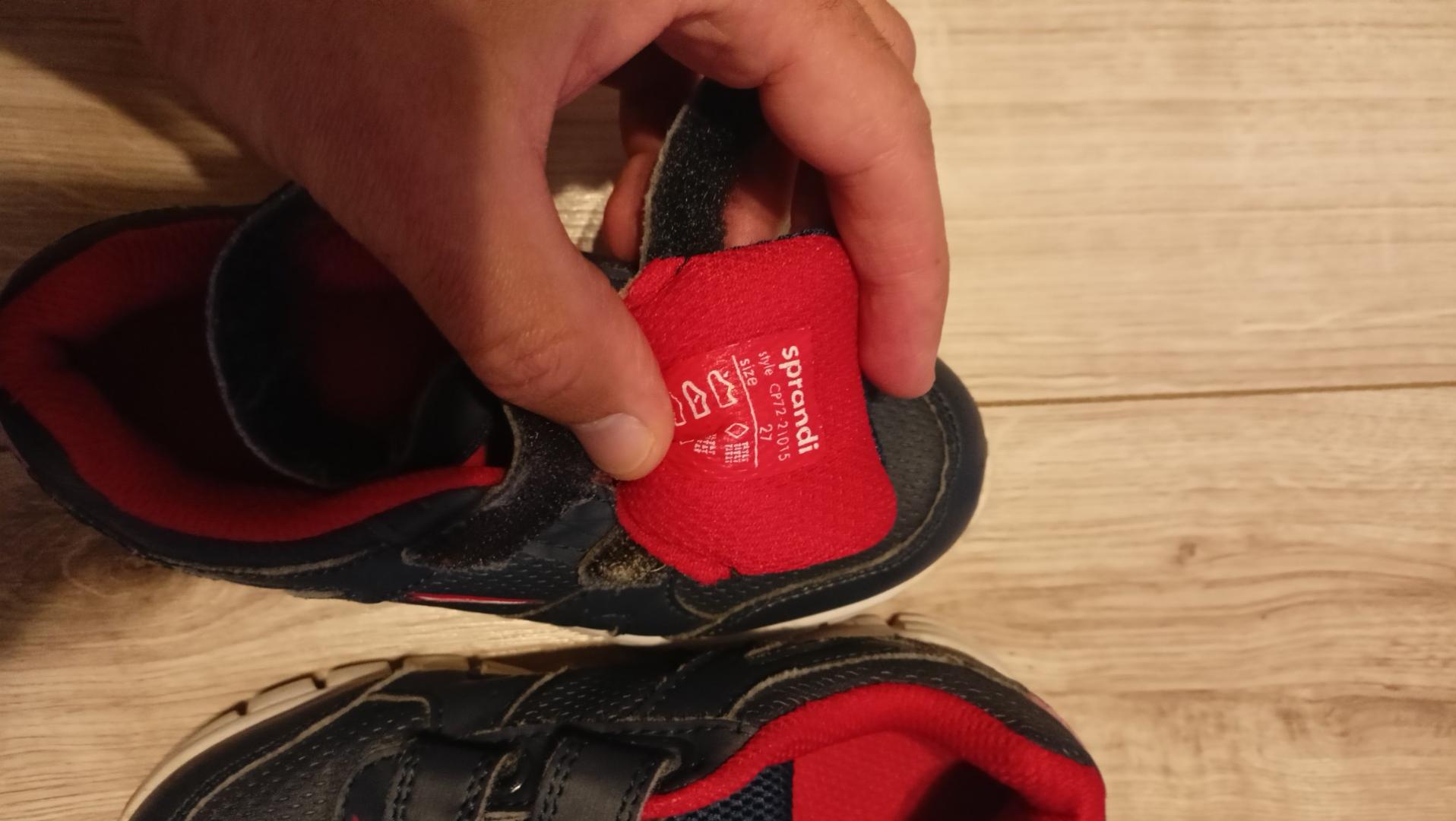 Sprzedam buty dziecięce marki Sprandi 27