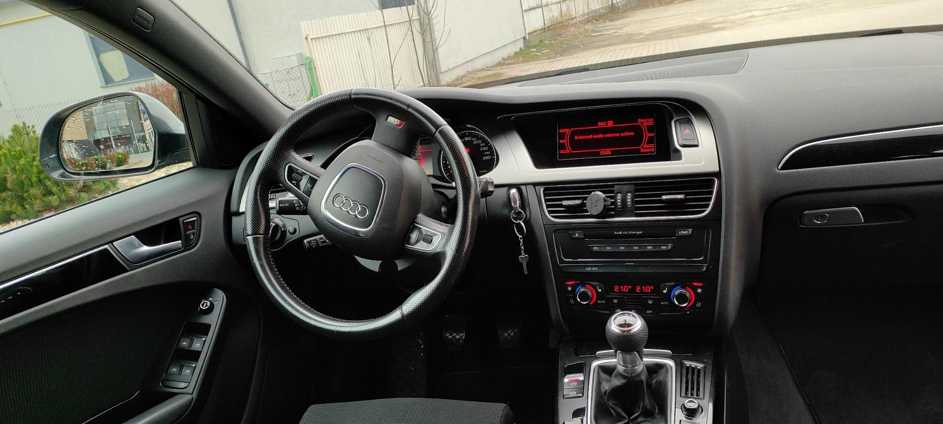 Audi A4 B8 2.0TDI 2009r