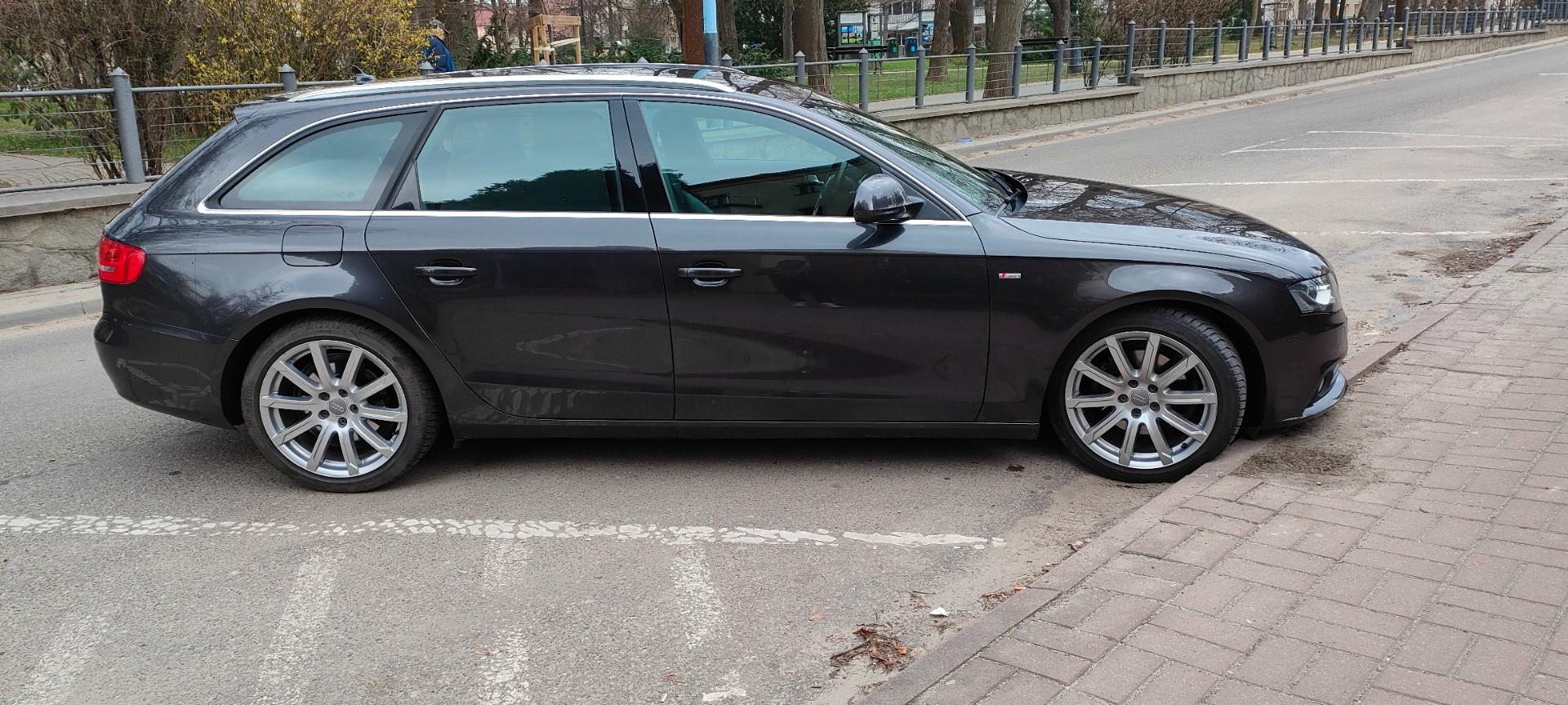 Audi A4 B8 2.0TDI 2009r