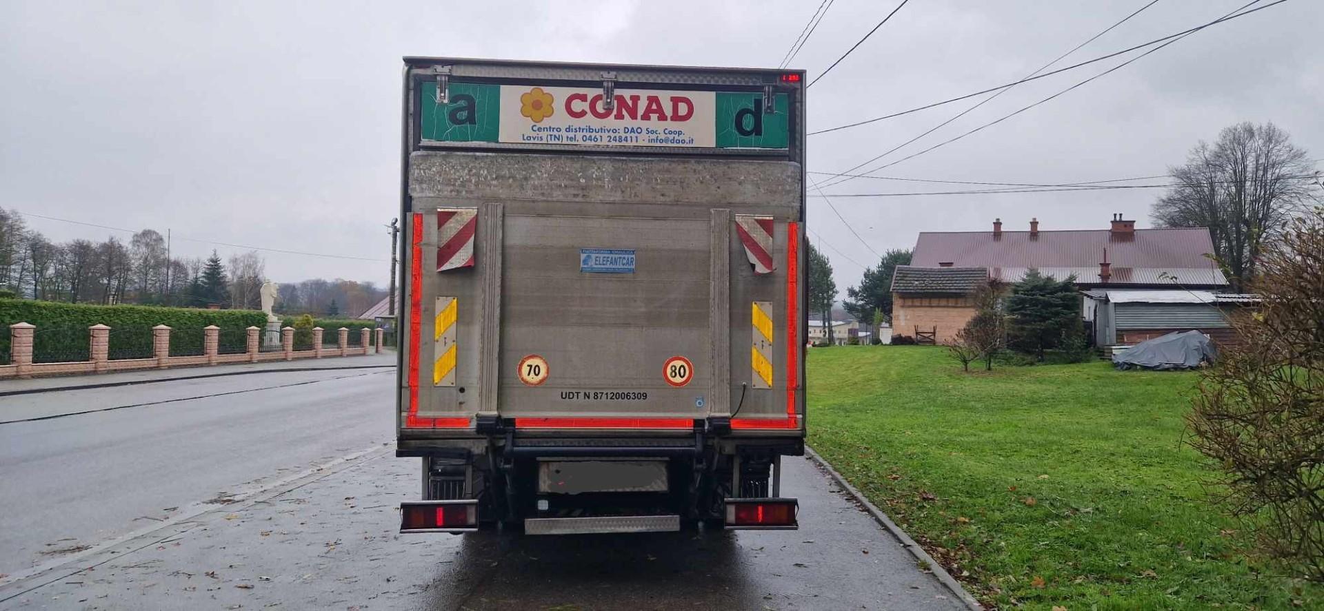 man 14,285 chłodnia izoterma  kontener winda