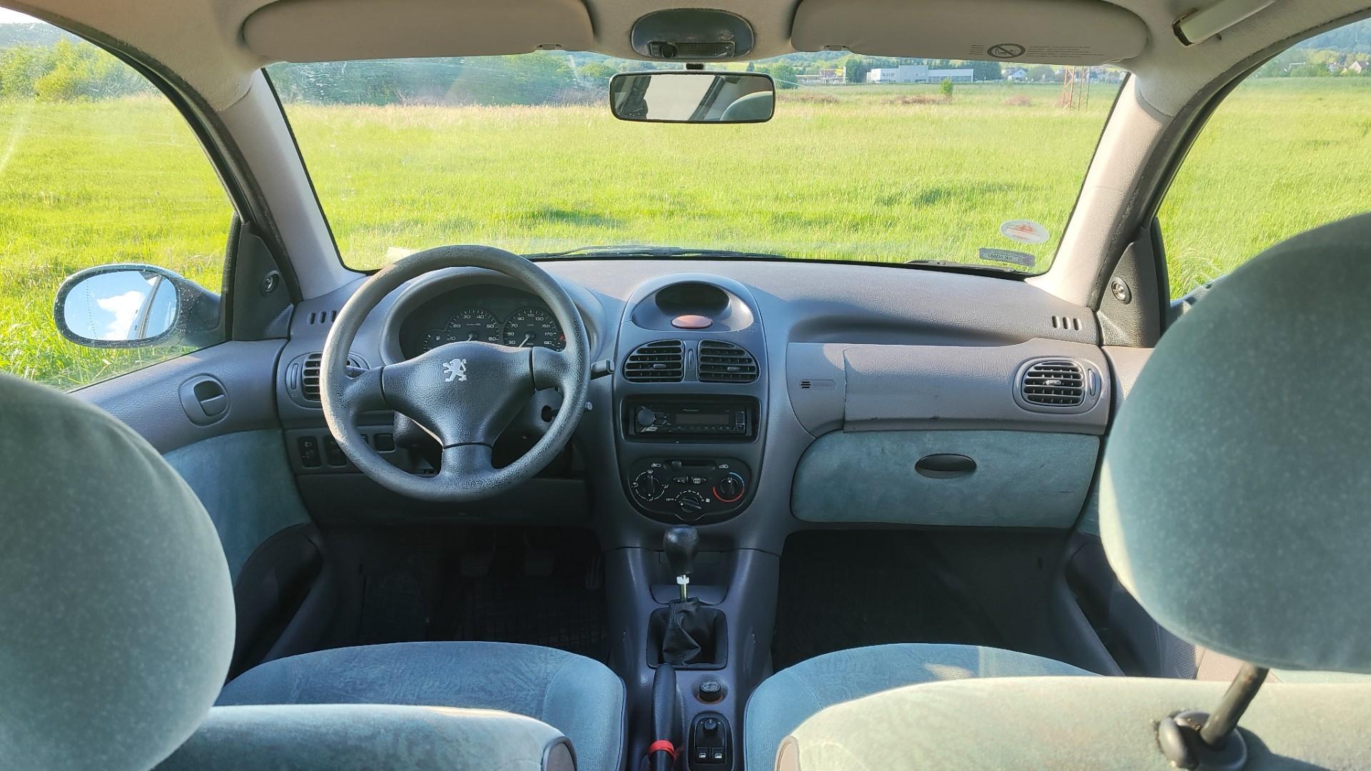 Peugeot 206 1.1 16v