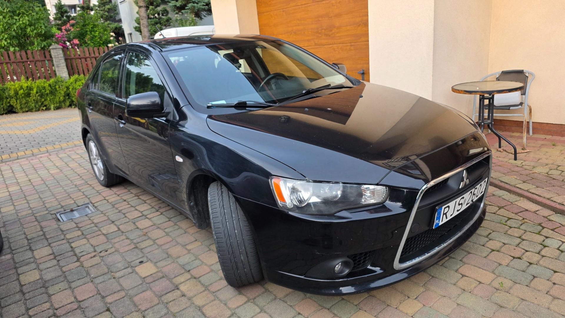 mitsubishi lancer sportbak