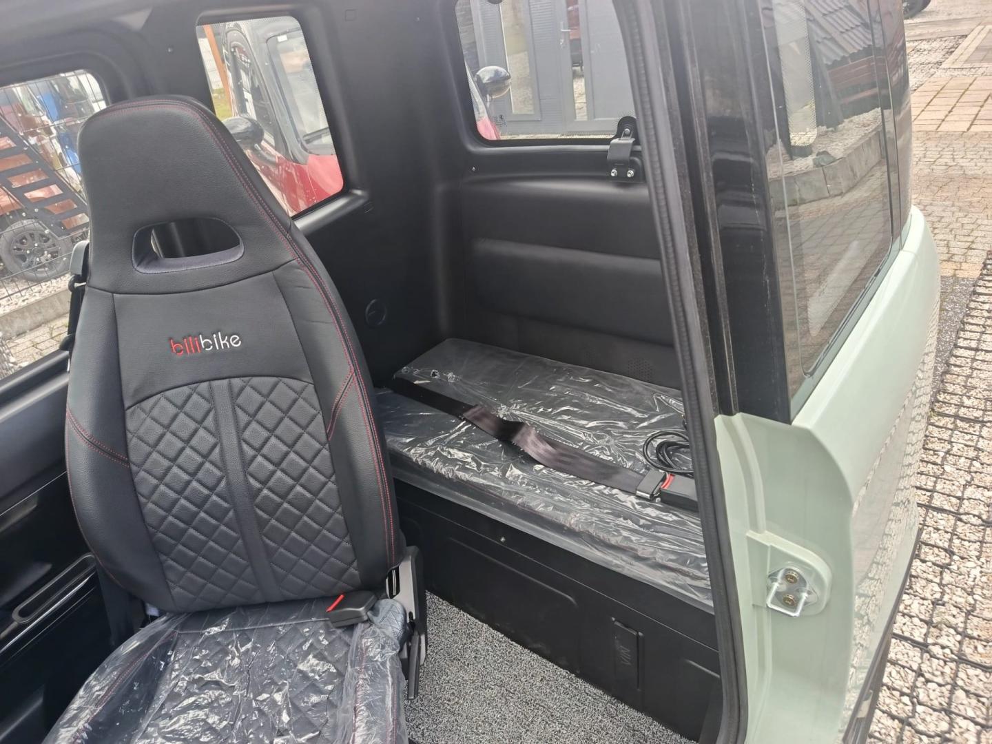 skuter elektryczny zabudowany z dachem micro car bili bike ecomo 4