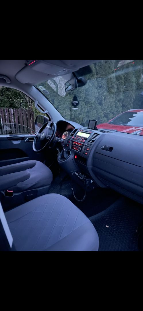 Wynajem Volkswagen Caravelle 2015 r. Comfortline Wersja LONG