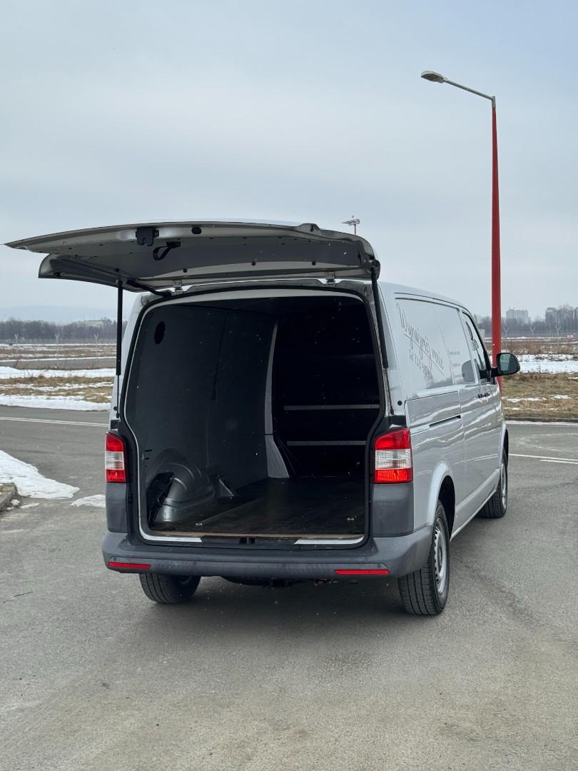 Wynajem Volkswagen Transporter 2013 | 2.0 TDI 140 KM