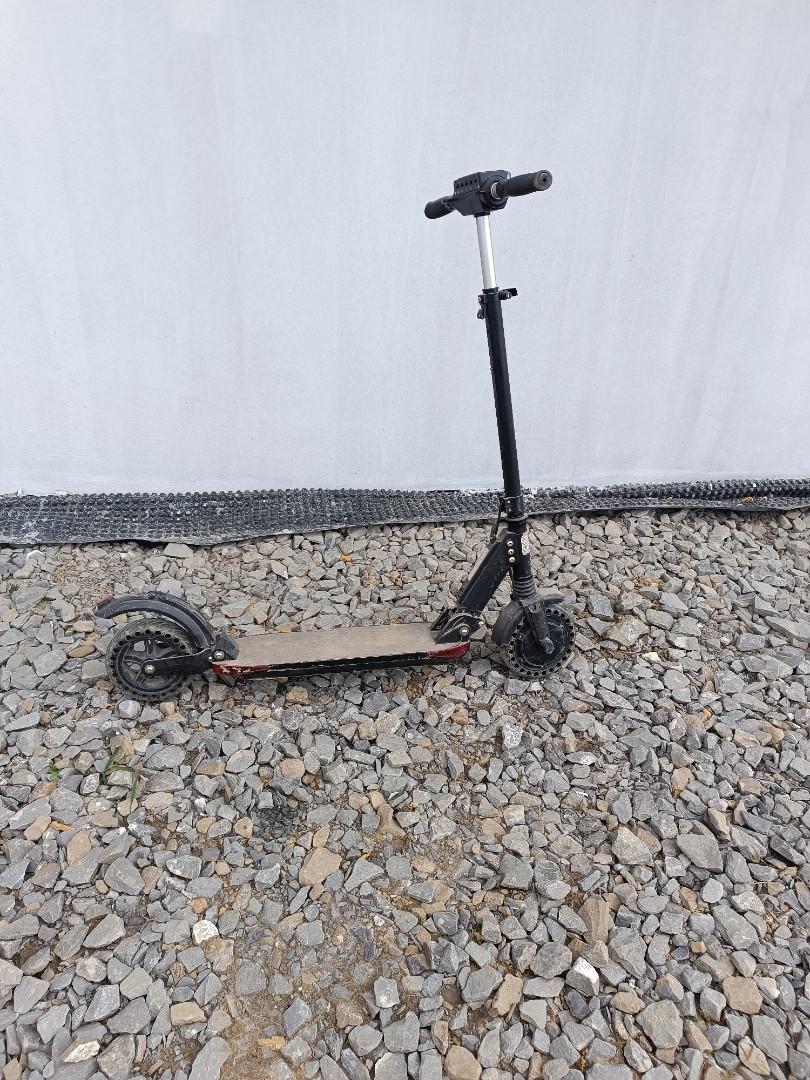 hulajnoga elektryczna kugo