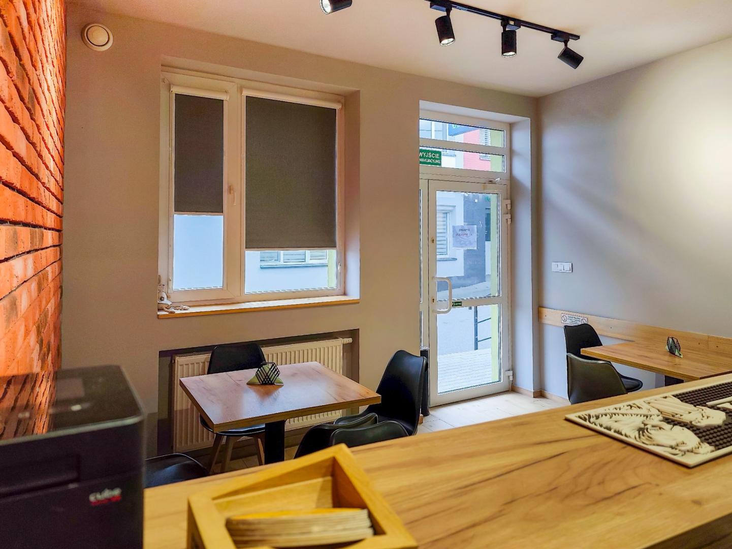 Lokal Pod Wynajem- Restauracja, możliwość innej działalności- Dębowiec