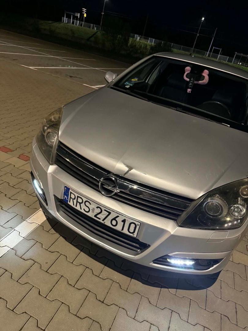 Opel Astra H 1.6 benzyna + LPG