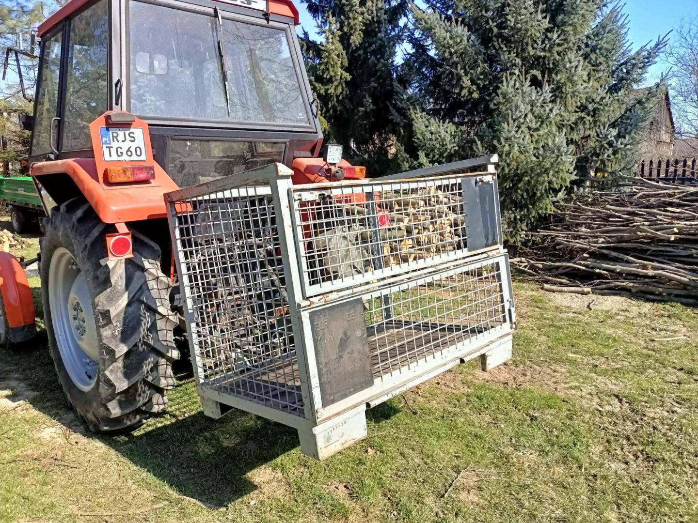 Skrzynia Transportowa do Ciagnika