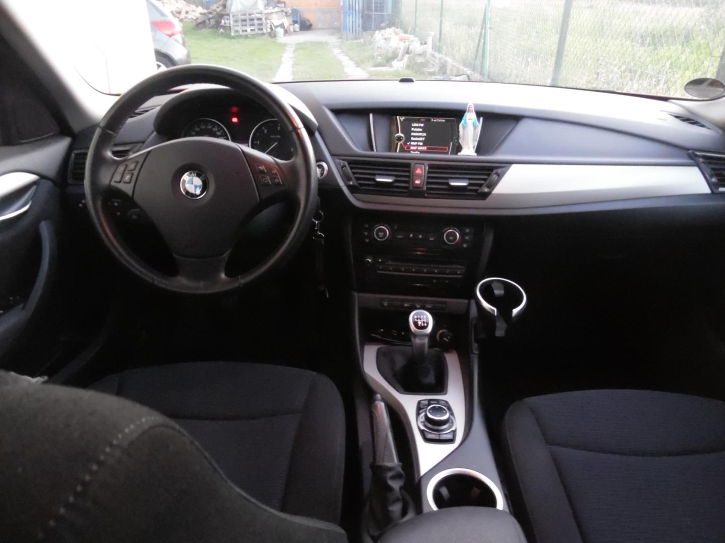 Samochód osobowy BMW X1