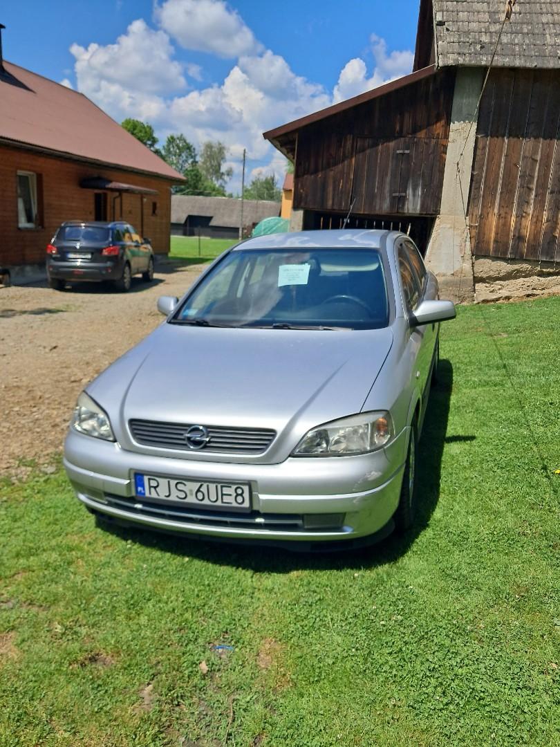 Opel Astra 2.2 DTI  2002 rok