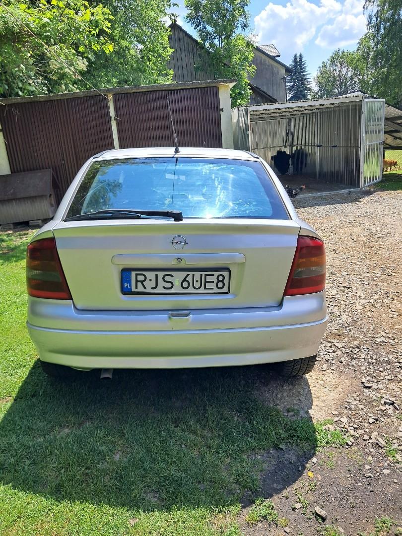 Opel Astra 2.2 DTI  2002 rok