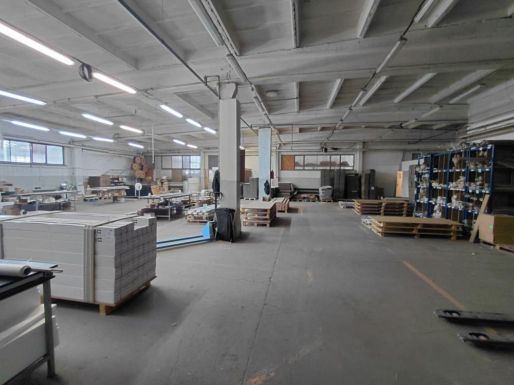 Hala Produkcyjno Magazynowa pow. ok. 2500m2 Krosno