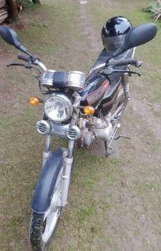 Sprzedam motorower Toros el clasico + dwa kaski