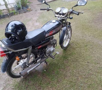 Sprzedam motorower Toros el clasico + dwa kaski