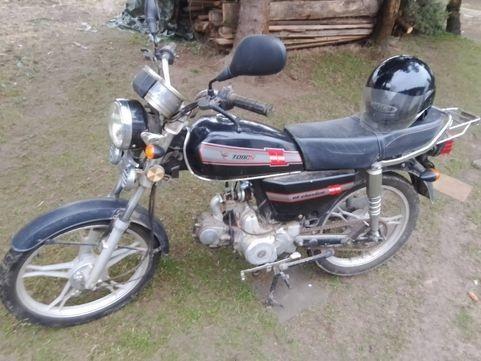 Sprzedam motorower Toros el clasico + dwa kaski