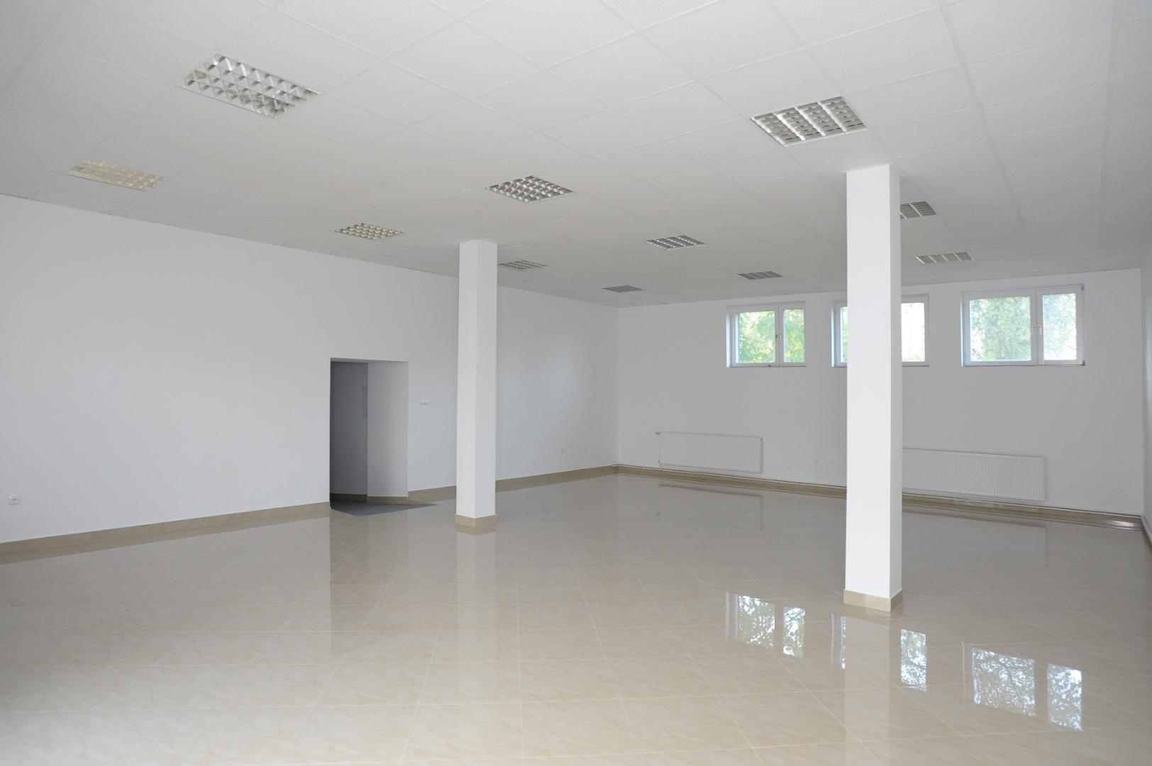 Lokal handl-usług 92 m | Centrum Jasła | Parter | Witryna | Parking
