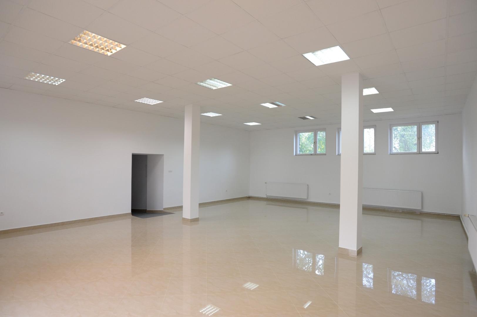 Lokal handl-usług 92 m | Centrum Jasła | Parter | Witryna | Parking