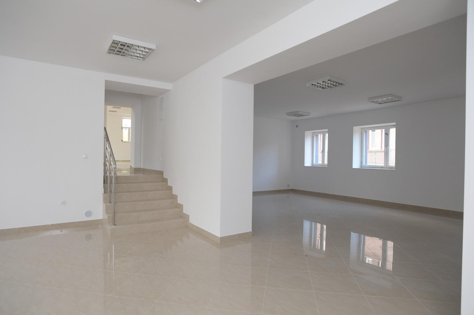 Lokal handlowo-usługowy 145 m | Centrum Jasła | Parter | Parking