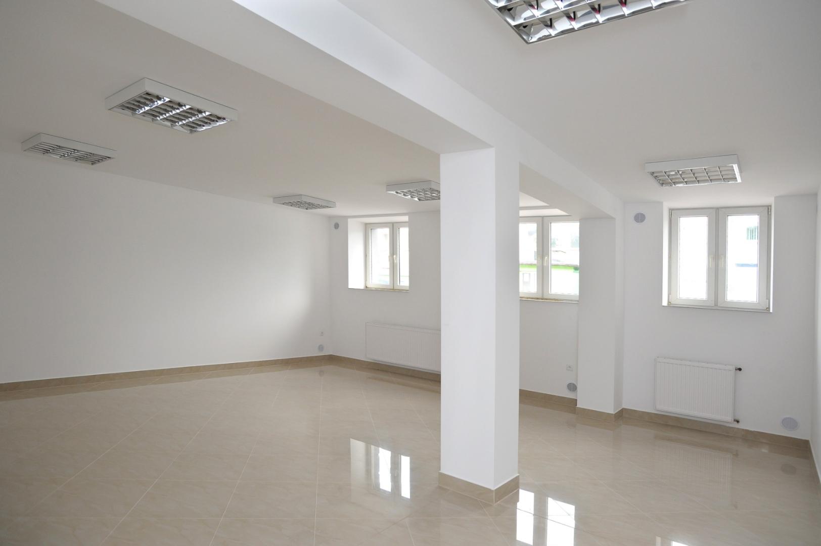 Lokal handlowo-usługowy 145 m | Centrum Jasła | Parter | Parking