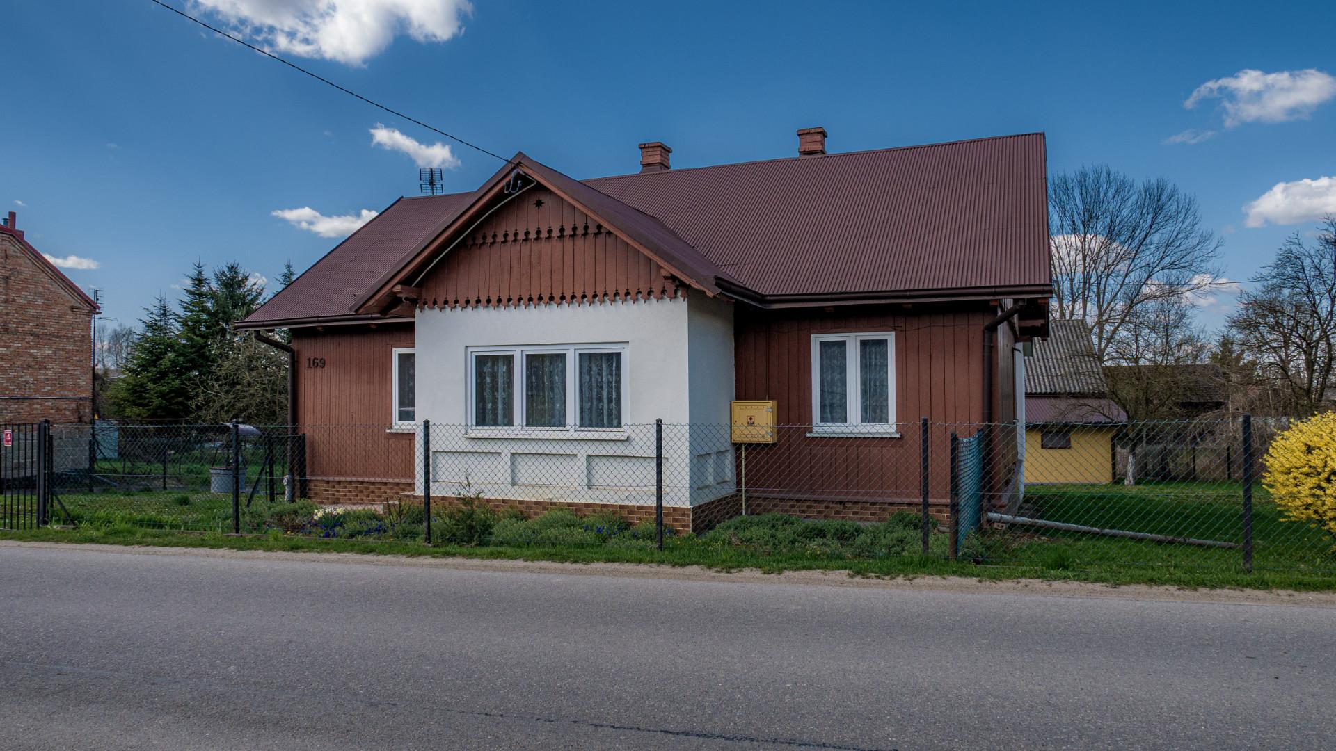 Do sprzedania dom wraz z budynkami gospodarczymi