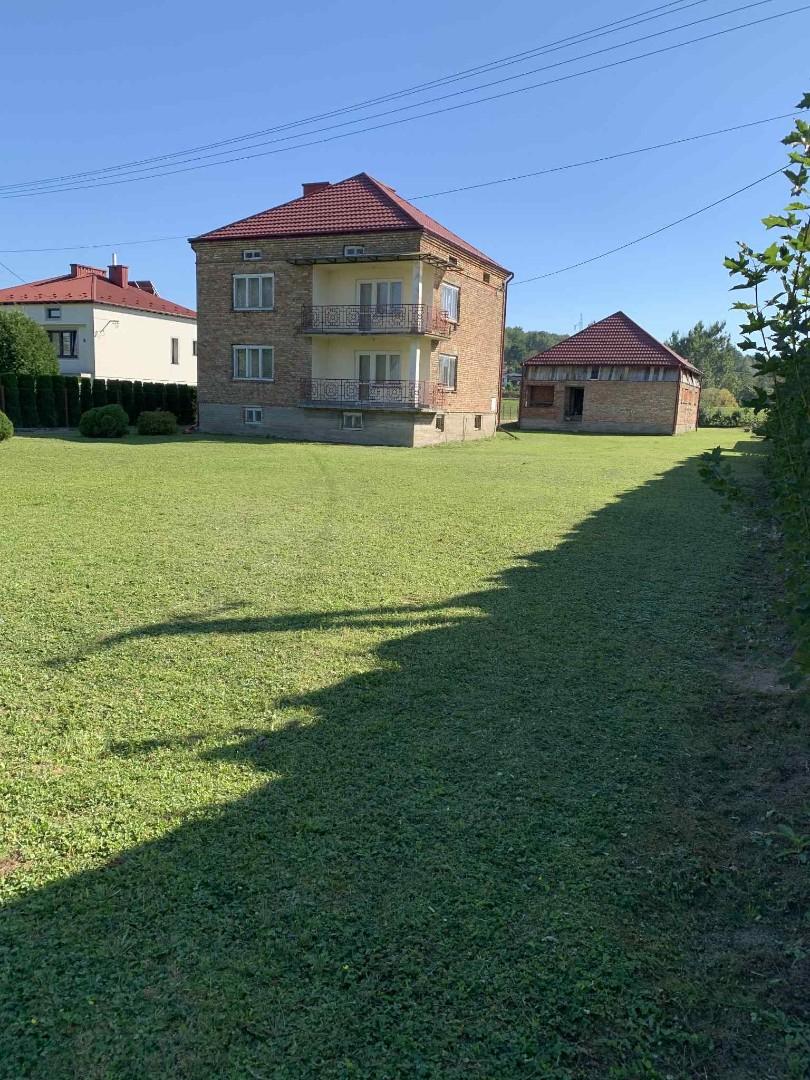 Dom z dużą działką przy drodze krajowej  świetna lokalizacja