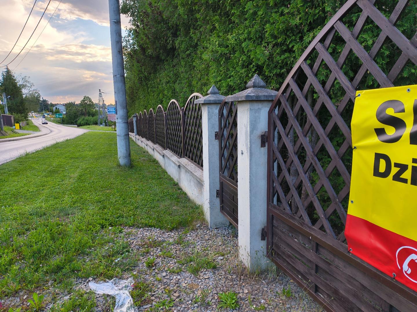 Sprzedam działkę budowlaną 20 ar.