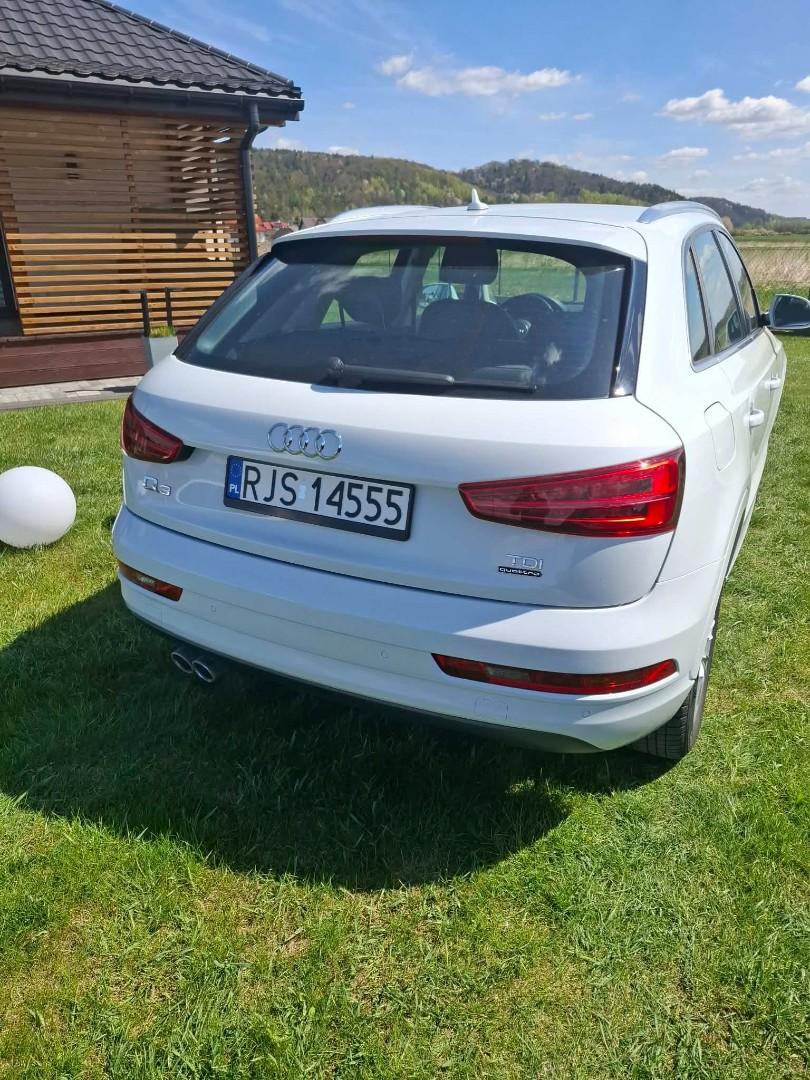 Białe Audi Q3 automat 4x4