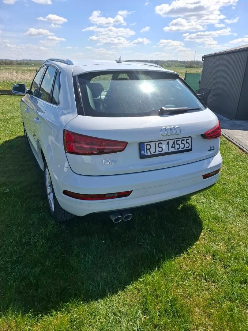 Białe Audi Q3 automat 4x4