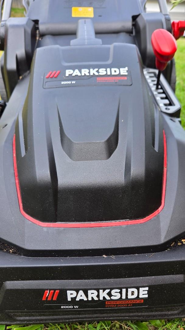Kosiarka elektryczna z napędem Parkside Performance 2000 W  PPRM 2000A